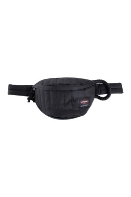 quilted-waist-bag-with-zip-closure