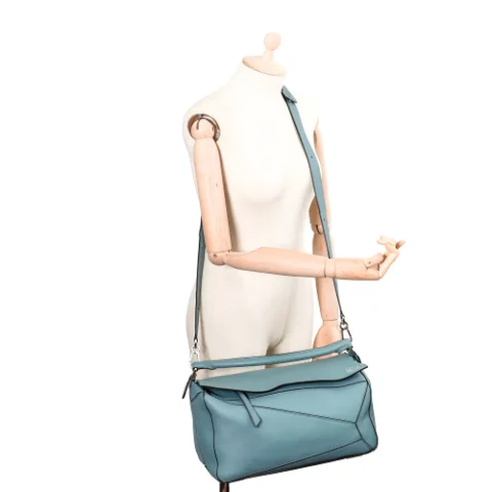 Loewe Pre-owned Leather handbags Blue Dames