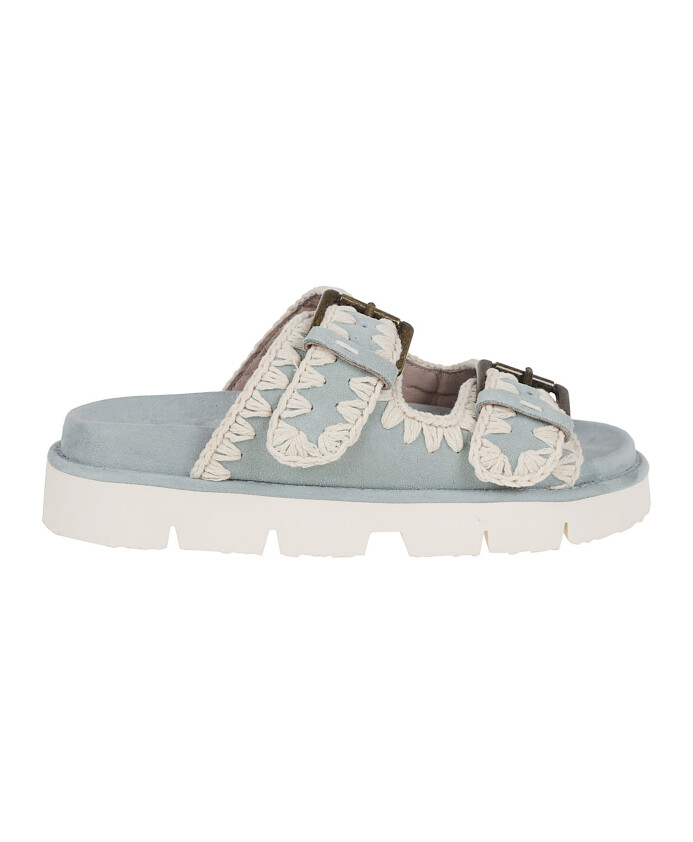leren-sandalen-in-nude-and-neutrals