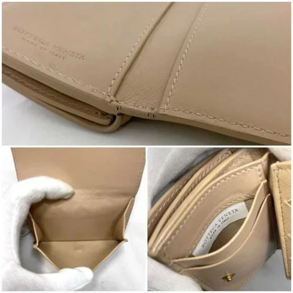 Bottega Veneta Vintage Pre-owned Leather wallets Beige Dames