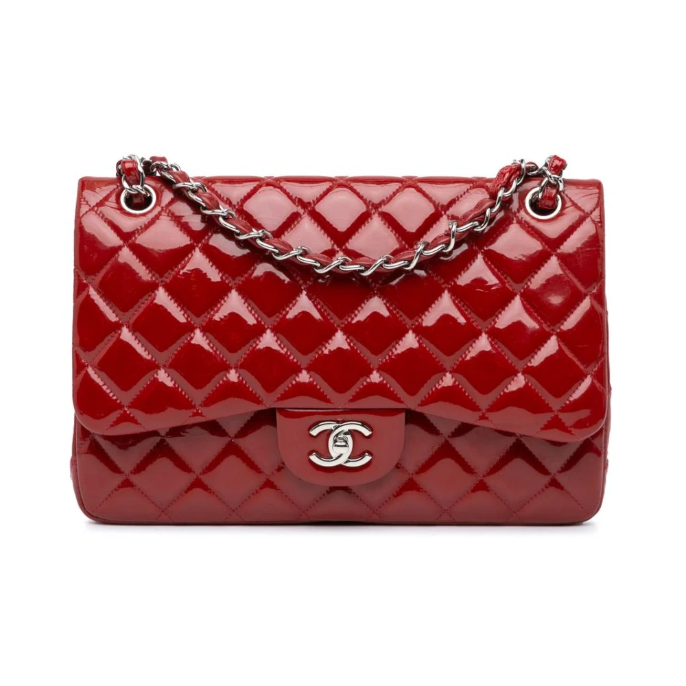 Chanel Vintage Women's Red Pre-Owned Elegant Quilted Handbag With Chain Strap