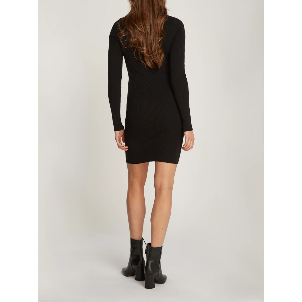 Calvin Klein Zwarte hoge hals korte jurk Black Dames