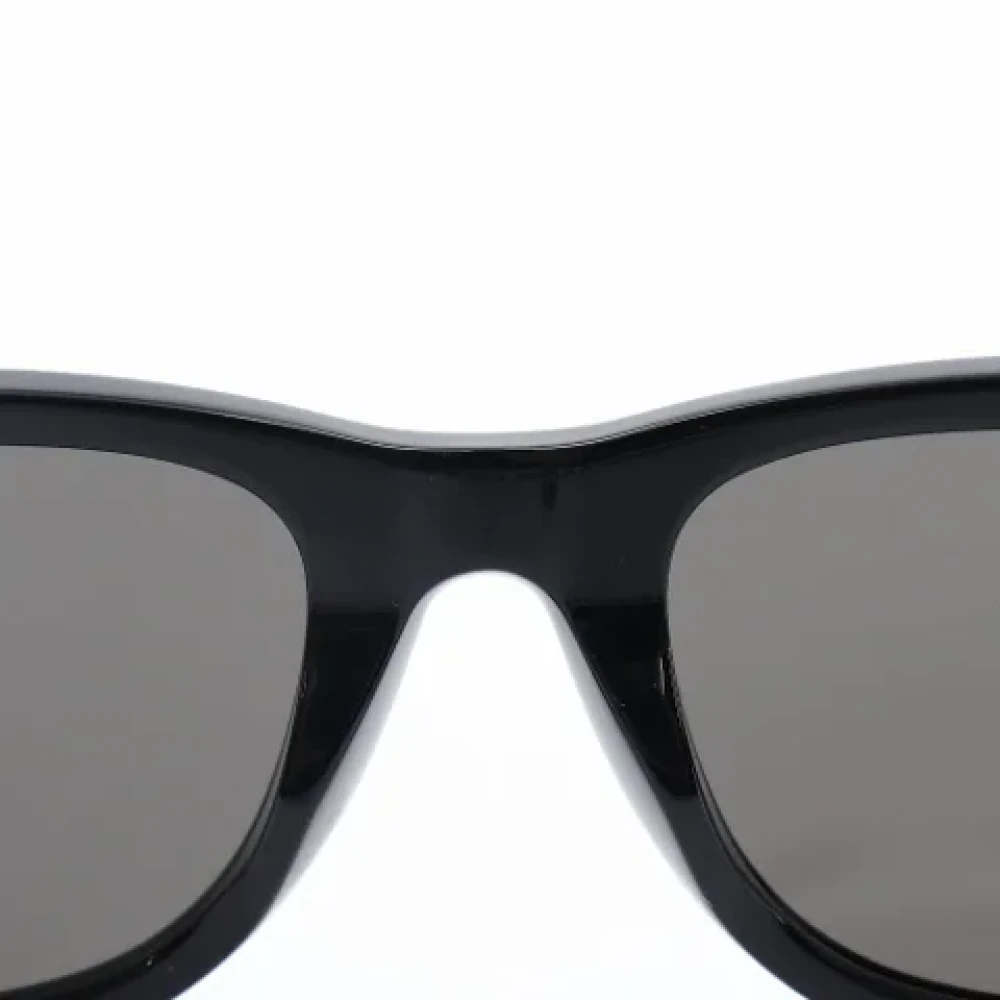 Yves Saint Laurent Vintage Pre-owned Plastic sunglasses Black Dames