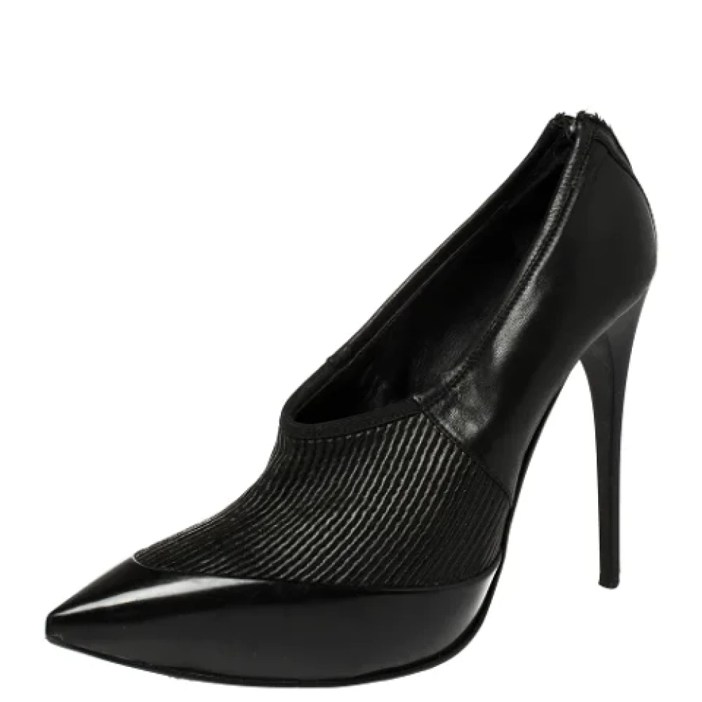 Burberry pumps sales black