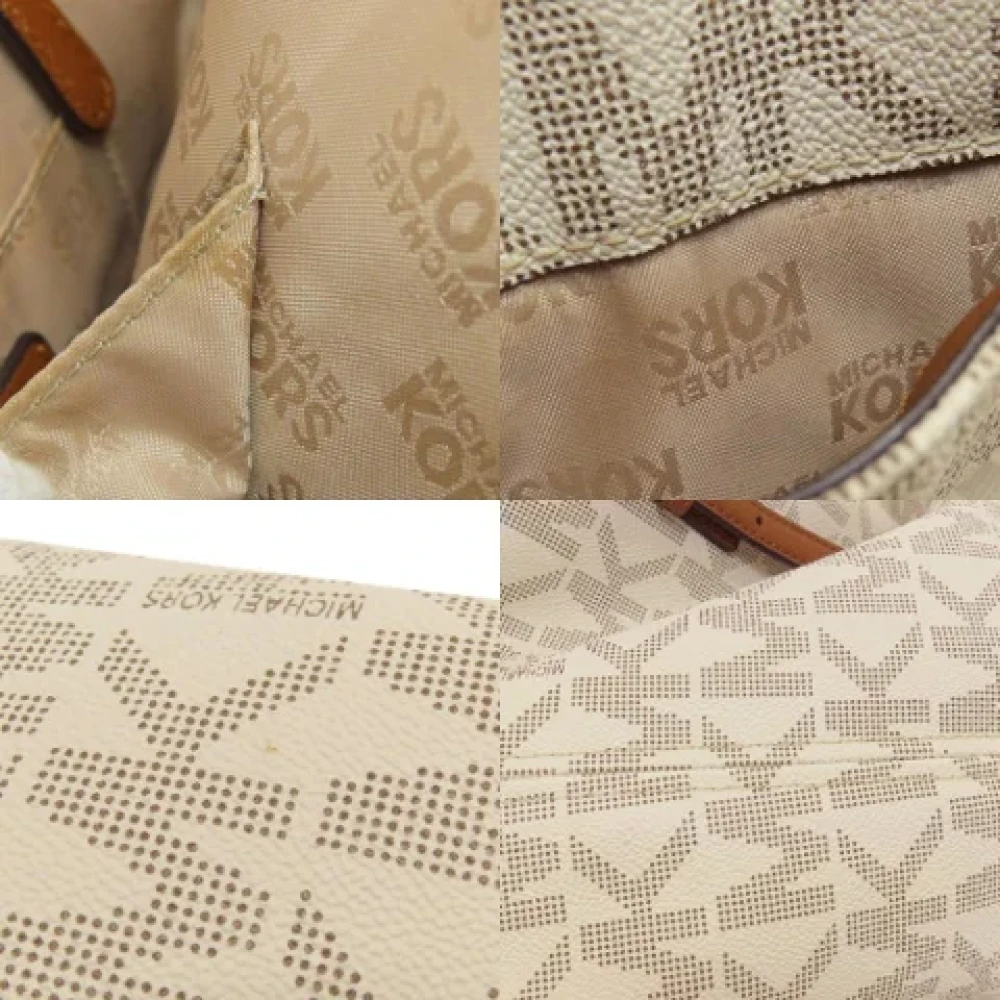 Michael Kors Pre-owned Canvas shoulder-bags Beige Dames