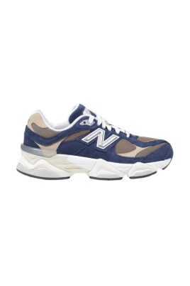 blue-leather-sneaker-modern-style