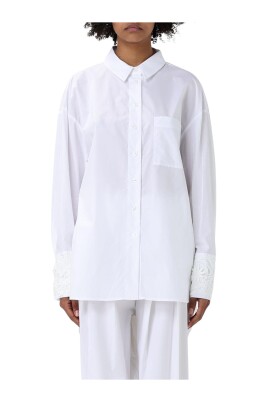 white-lace-cuffs-shirt