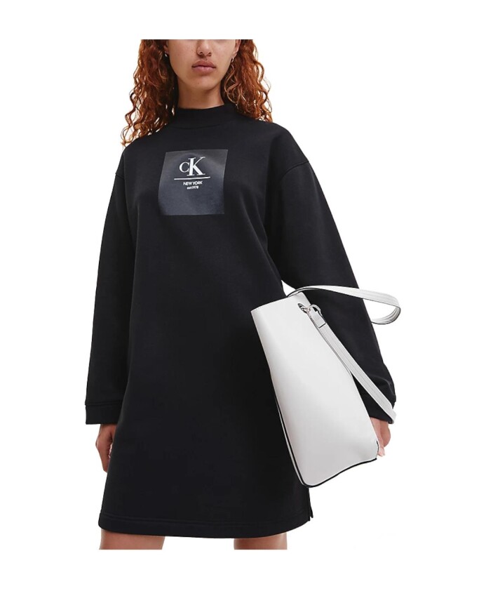 robe-midi-en-maille-un-style-qui-attire-l-attention