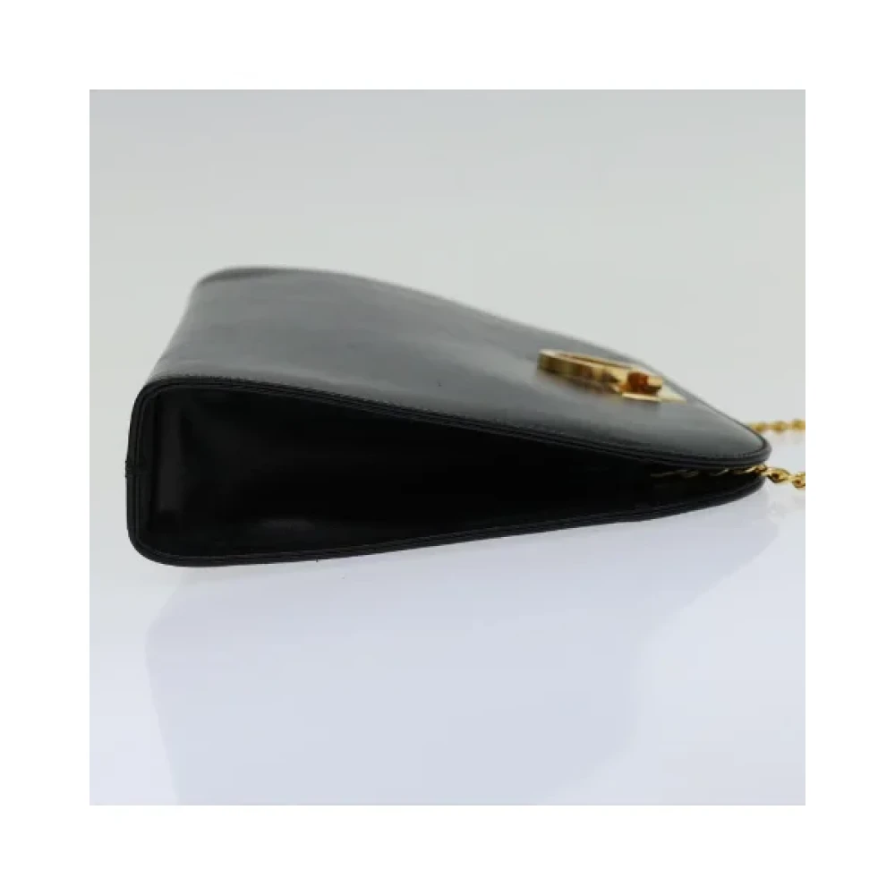 Salvatore Ferragamo Pre-owned Leather shoulder-bags Black Dames