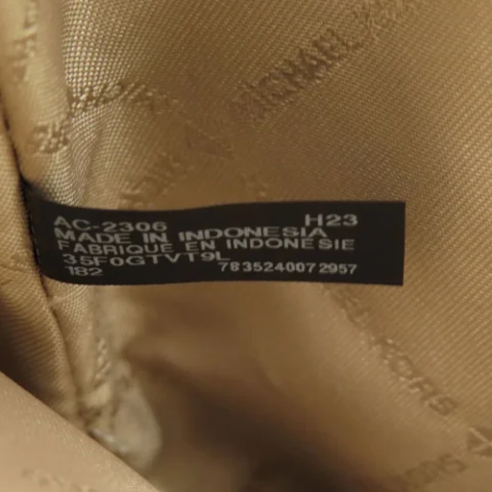 Michael Kors Pre-owned Canvas totes White Dames