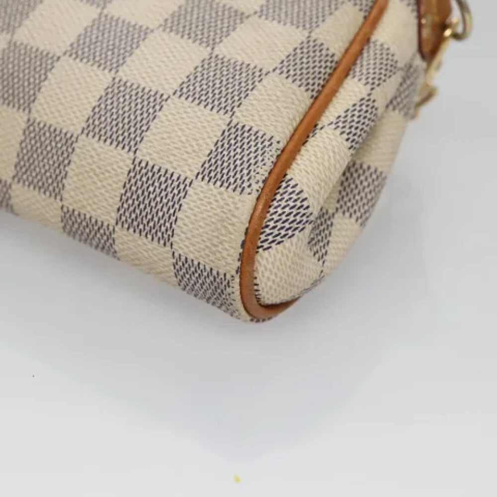 Louis Vuitton Vintage Pre-owned Canvas louis-vuitton-bags White Dames