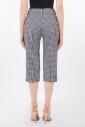 pantalon-capri-pour-femme