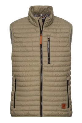 gilet-matelasse-avec-col-montant