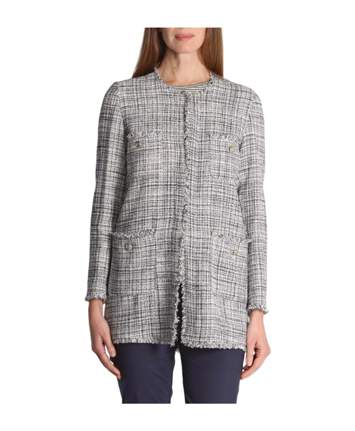 veste-bleue-avec-details-a-franges