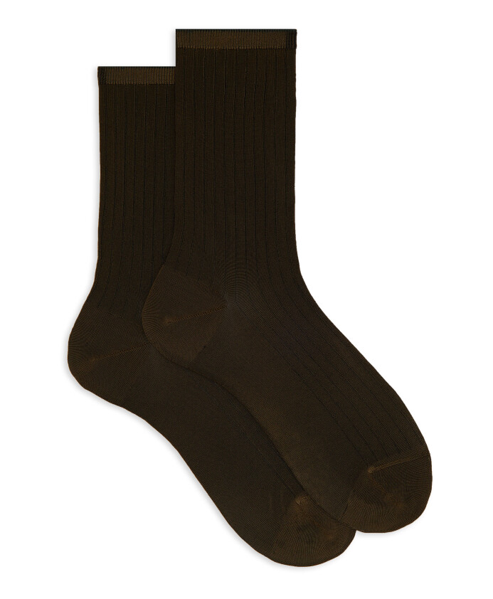 chaussettes-courtes-unies-vertes-cotelees