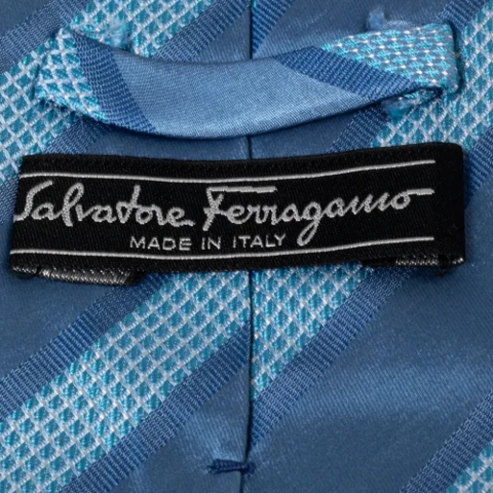Salvatore Ferragamo Pre-owned Silk tops Blue Heren