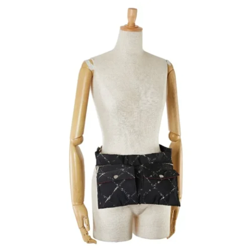 Chanel Vintage Pre-owned Nylon shoulder-bags Black Dames