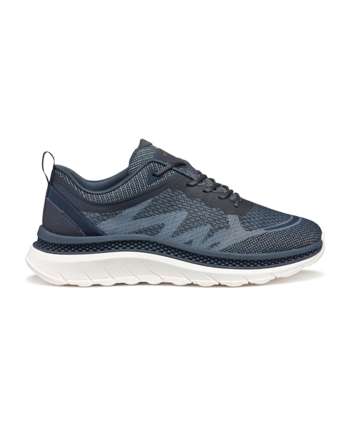 blue-leisure-sneakers