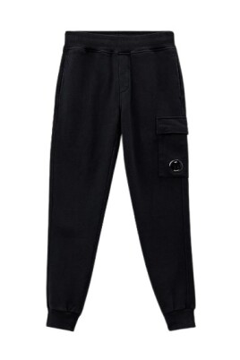 black-trousers-for-men