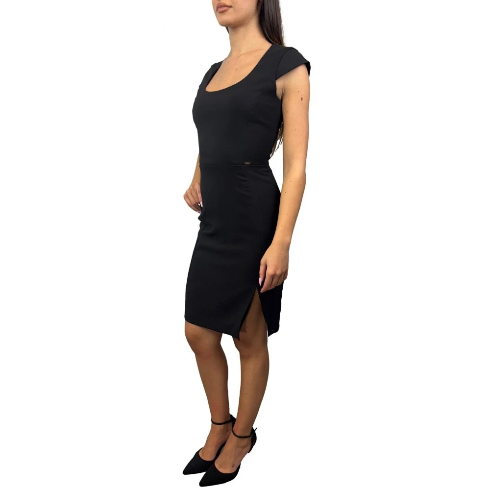 Fracomina Zwarte jurk met zijwaartse split Black Dames