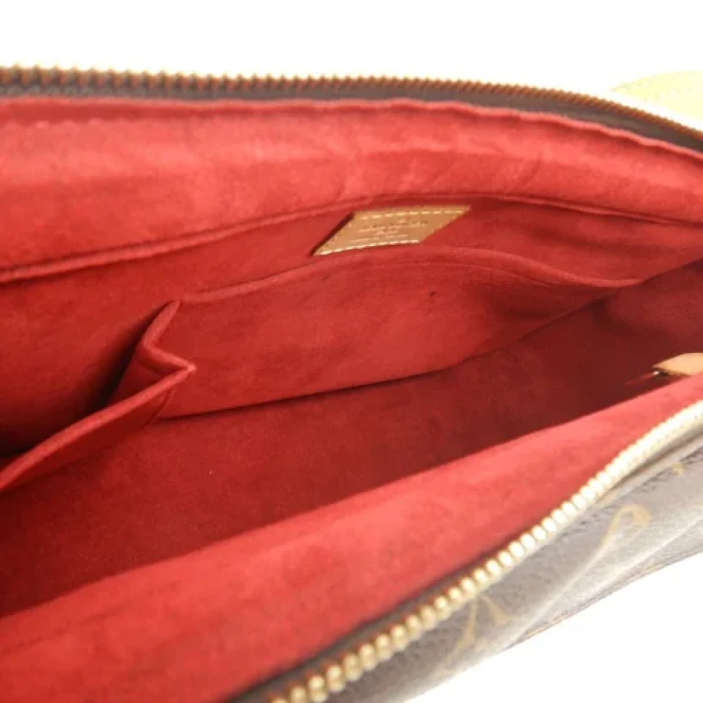 Louis Vuitton Vintage Pre-owned Canvas shoulder-bags Brown Dames