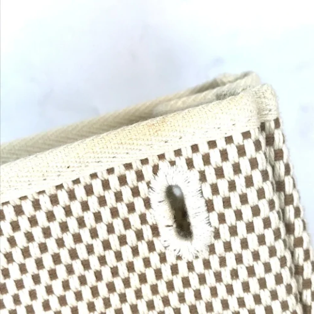 Hermès Vintage Pre-owned Fabric pouches Beige Dames