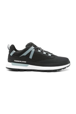 black-chunky-sneakers-with-logo-tongue