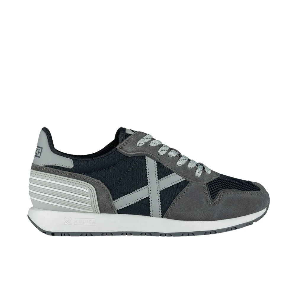 Shoes > Sneakers - - Munich - Modalova