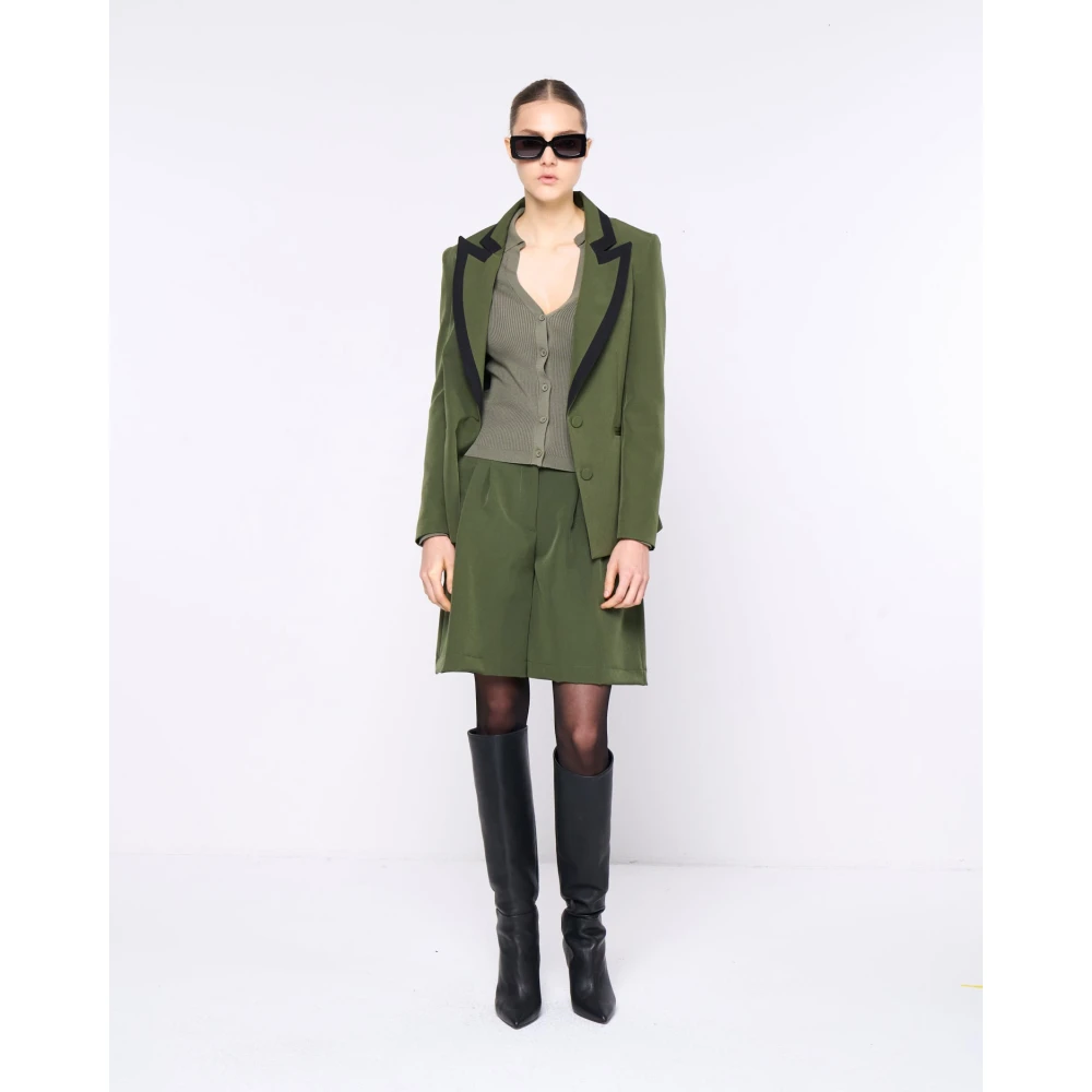 Silvian Heach Bermuda Shorts met Plooien Green Dames