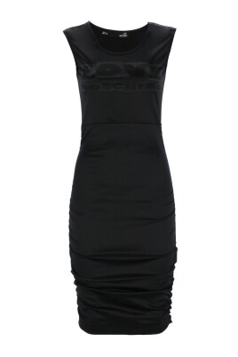 elegant-aermelos-logo-kjole-side-rynket-stil