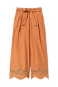 bruine-hazel-cropped-broek-met-sangallo-details