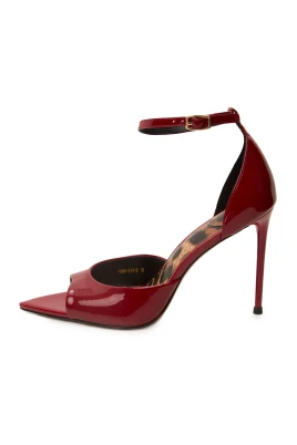 Spetsiga stilettosandaler