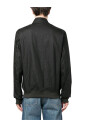 vestes-noires-pour-un-style-international