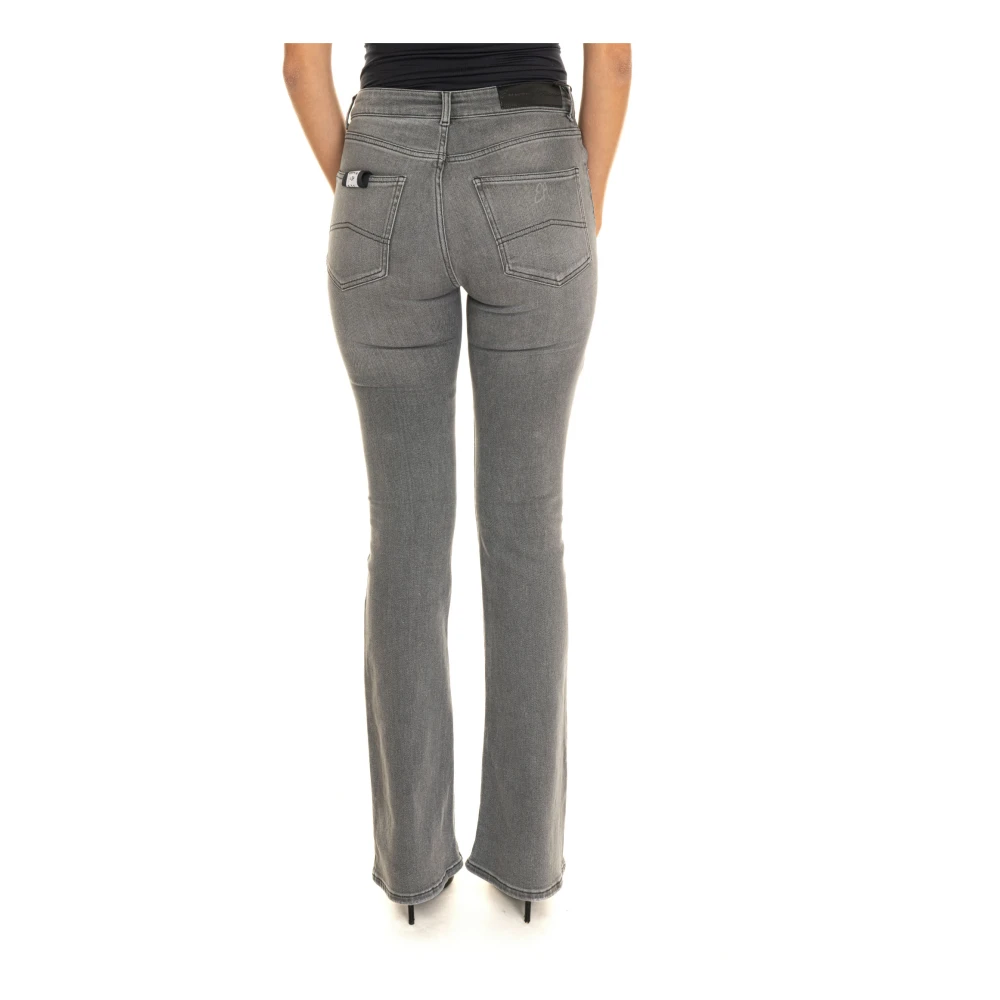 Emporio Armani Klassieke Denim Jeans voor Dagelijks Gebruik Gray Dames