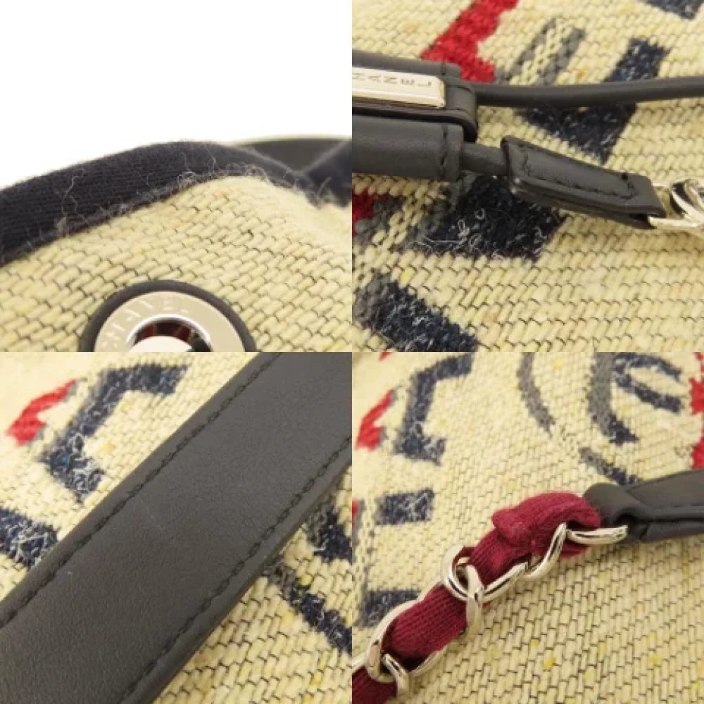 Chanel Vintage Pre-owned Canvas shoulder-bags Beige Dames