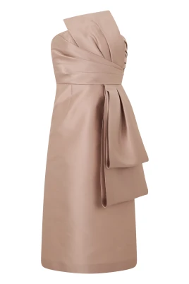 Elegant klänning med mångsidigt midjebä