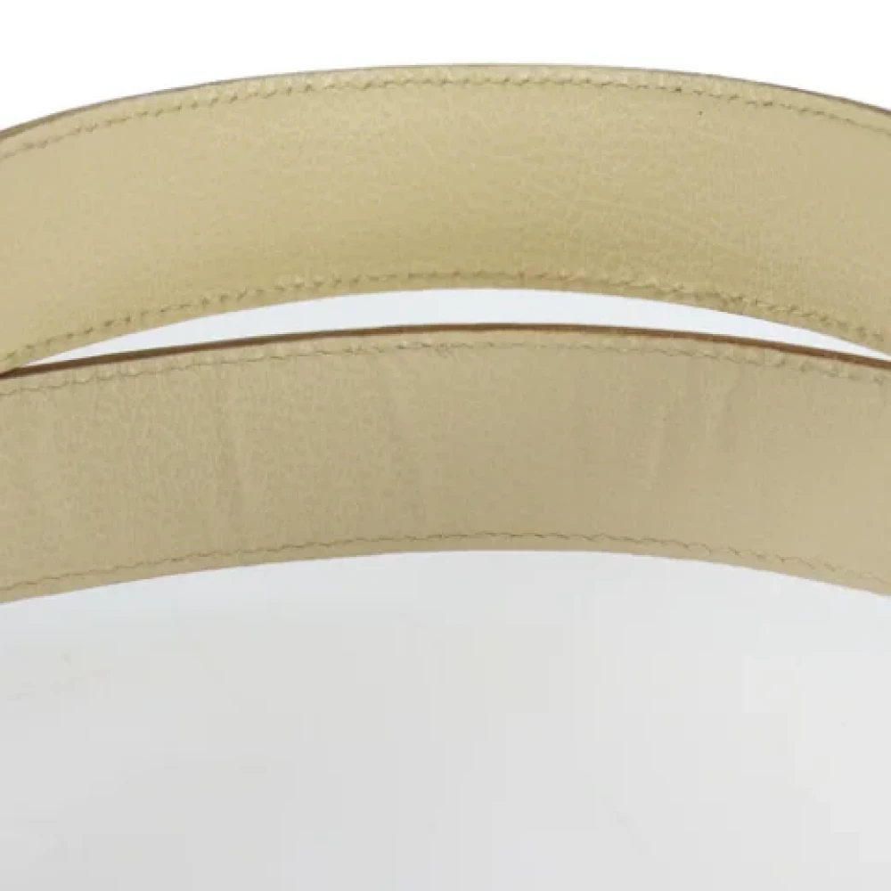 Salvatore Ferragamo Pre-owned Fabric shoulder-bags Beige Dames