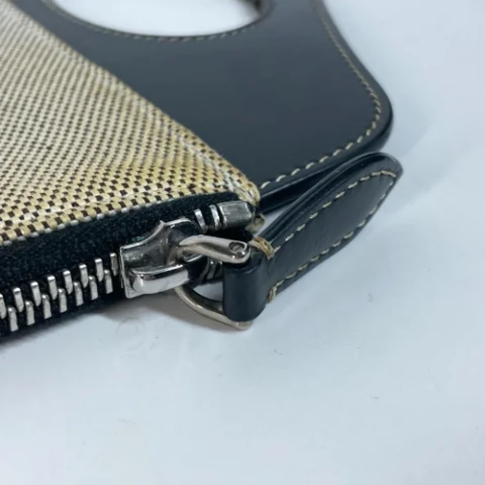 Burberry Vintage Pre-owned Canvas clutches White Dames