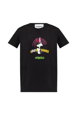 stylish-logo-crewneck-t-shirt