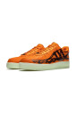 glow-in-the-dark-skeleton-sneaker