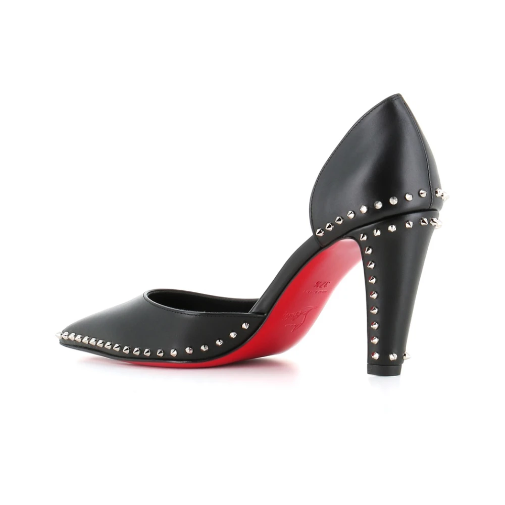 Christian Louboutin Zwarte puntige hakken met zilveren studs Black Dames