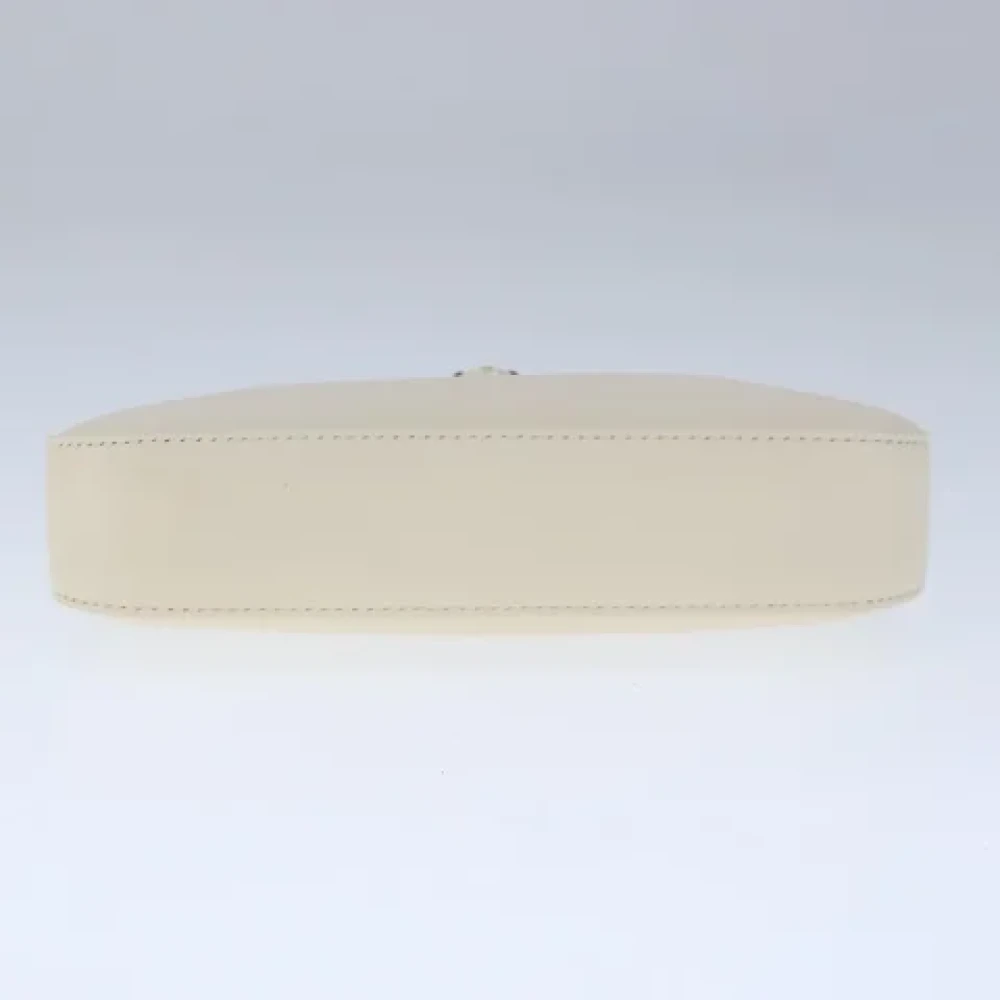 Bvlgari Vintage Pre-owned Leather handbags White Dames