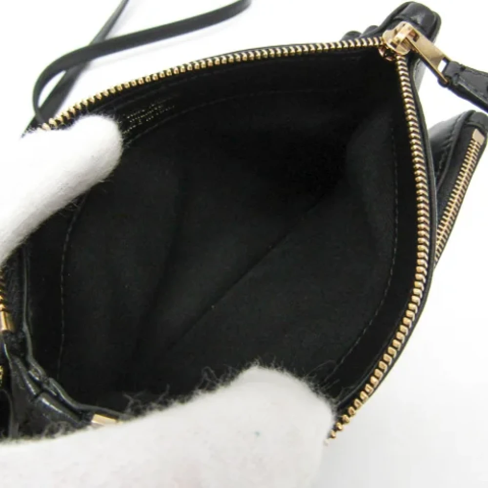 Armani Pre-owned Leather shoulder-bags Black Dames