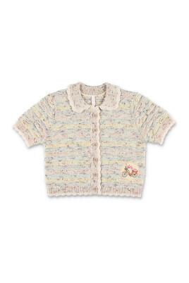 chemise-en-tricot-texture-avec-bords-ondules