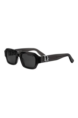 elegant-sunglasses-for-fashion-enthusiasts