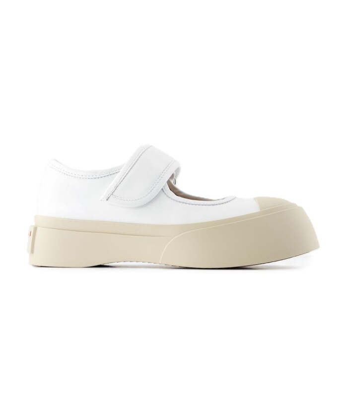 white-leather-platform-sneakers