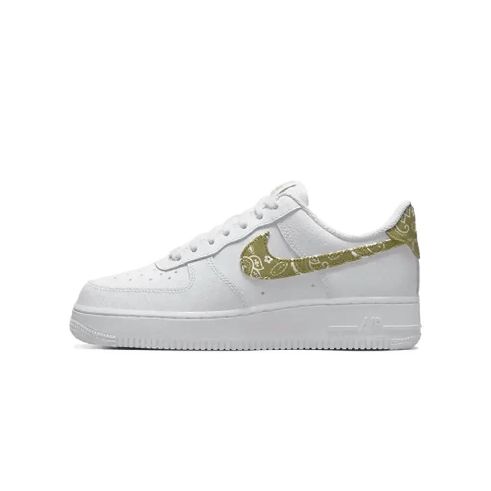 Nike - Shoes > Sneakers - White - Nike - Modalova