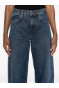 low-slung-barrel-jeans