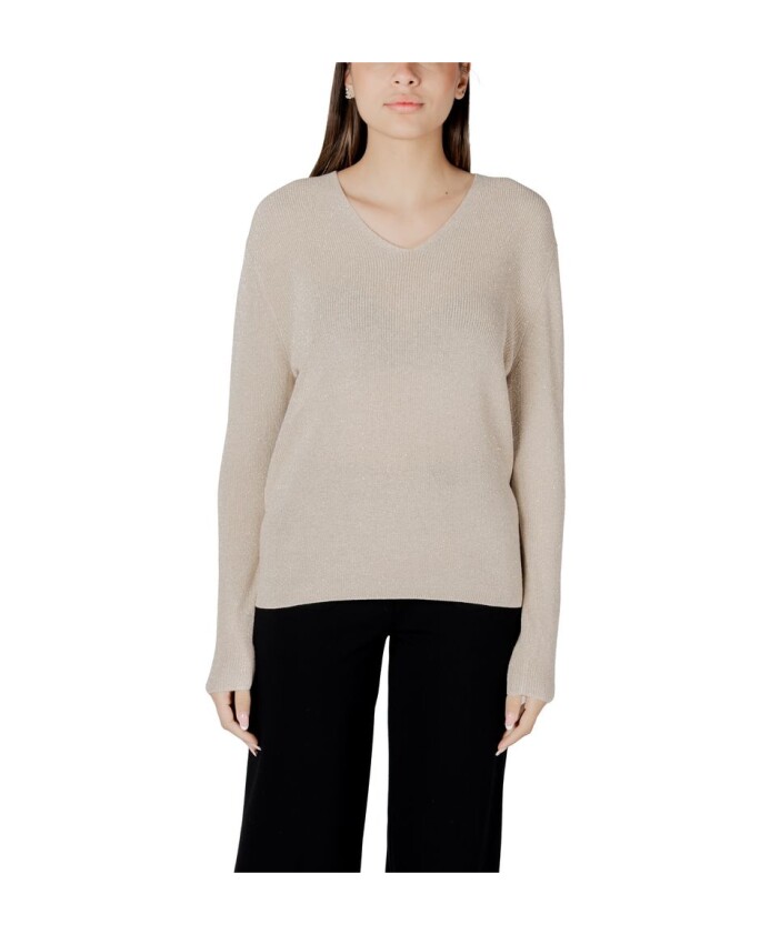 pull-en-lurex-dore-a-col-en-v
