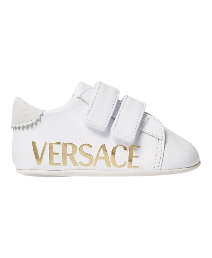 baskets-blanches-bebe-garcon